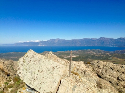 Monte Ghjenuva, belvederu di l'Agriate, altura 421 metri! Focu à a ceppa!