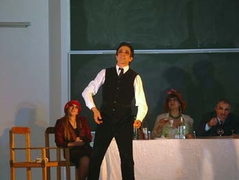 Nozza ind'è i Sgioculelli (Ritratti) - Pezza ghjucata à l'Università di Corti di dicembre di u 2002 Nozza ind'è i Sgioculelli (Ritratti) - Pezza ghjucata à l'Università di Corti di dicembre di u 2002