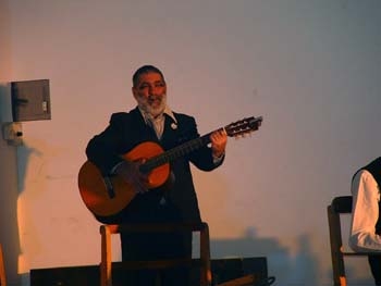 Nozza ind'è i Sgioculelli (Ritratti) - Pezza ghjucata à l'Università di Corti di dicembre di u 2002 Nozza ind'è i Sgioculelli (Ritratti) - Pezza ghjucata à l'Università di Corti di dicembre di u 2002